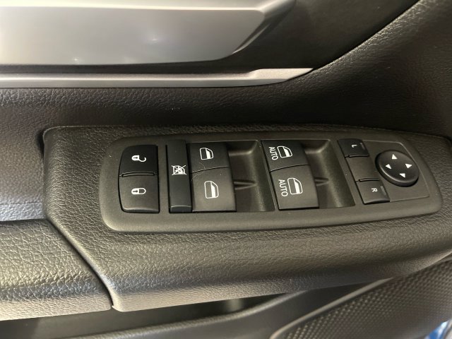 Used 2022 RAM 1500 Big Horn AWD/4WD image 14