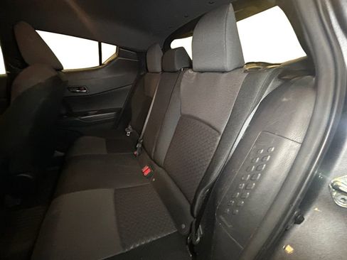 Used 2022 Toyota C-HR Nightshade image 13
