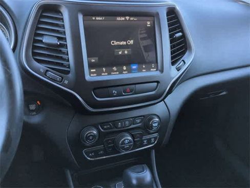 Used 2019 Jeep Cherokee Trailhawk w/ Comfort/Convenience Group image 35