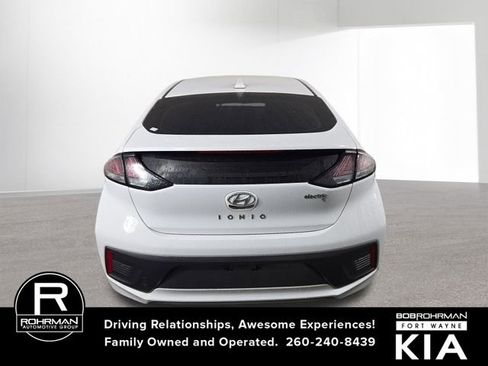 Used 2020 Hyundai Ioniq Limited image 8