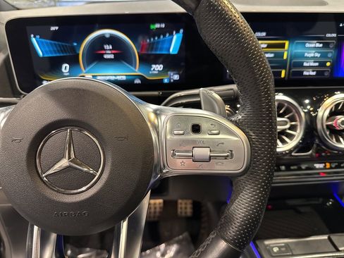 Used 2021 Mercedes-Benz GLA 35 AMG 4MATIC image 27