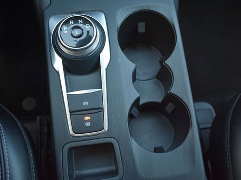 Used 2024 Ford Escape Platinum AWD/4WD image 30