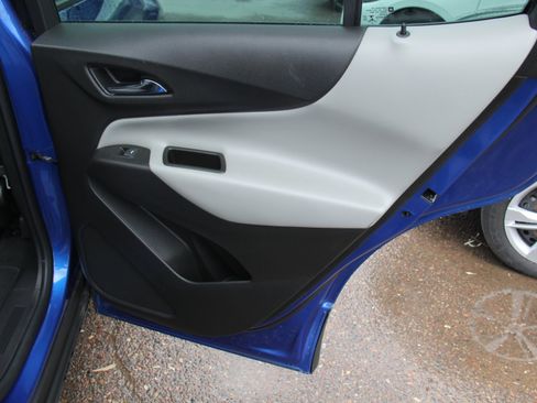 Used 2019 Chevrolet Equinox LS image 24