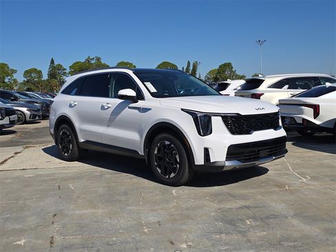 New 2026 Kia Sorento S image 2