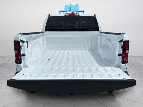 New 2026 RAM 1500 Big Horn AWD/4WD image 34