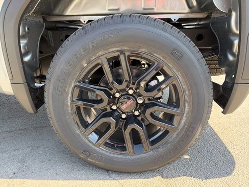 New 2026 GMC Sierra 1500 Elevation AWD/4WD image 24