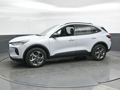 Used 2026 Ford Escape ST-Line image 9