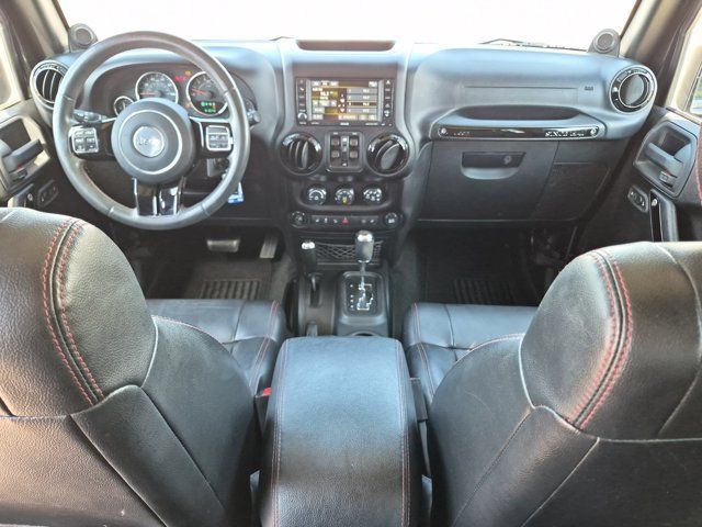 Used 2012 Jeep Wrangler Unlimited Sahara AWD/4WD image 14