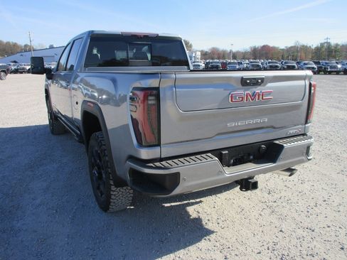 New 2026 GMC Sierra 2500 AT4 w/ AT4 Premium Plus Package image 9