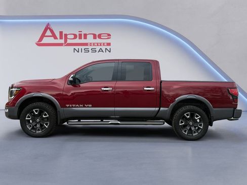 Used 2020 Nissan Titan Platinum Reserve w/ Moonroof Package image 2