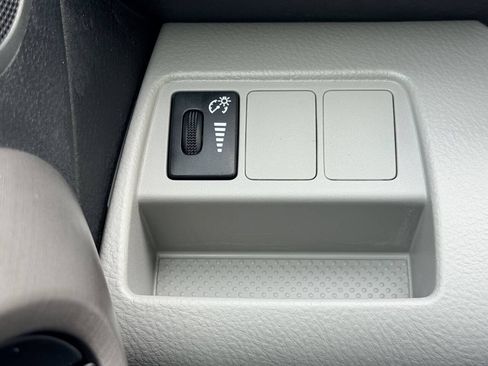 Used 2008 Toyota RAV4 4WD image 36