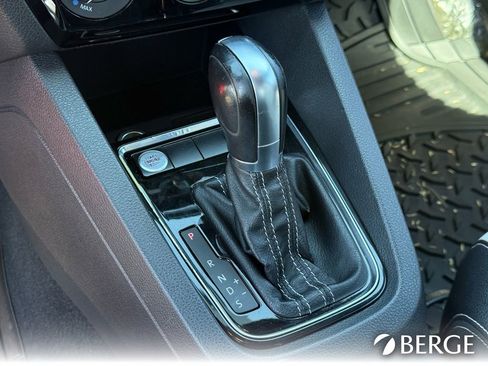 Used 2016 Volkswagen Jetta Sport image 22