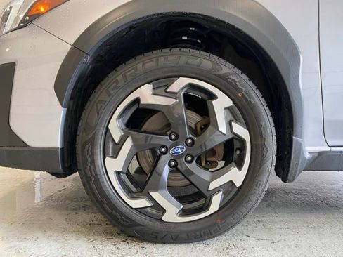 Used 2023 Subaru Crosstrek 2.5i Limited AWD/4WD image 5