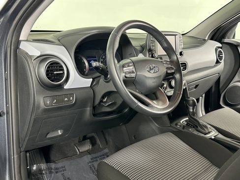 Used 2019 Hyundai Kona SEL image 32