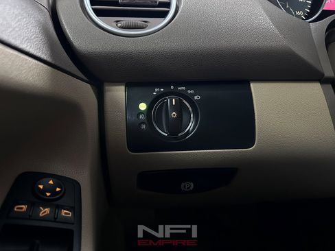 Used 2011 Mercedes-Benz ML 350 4MATIC image 30