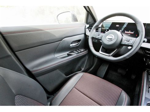 New 2026 Nissan Kicks SR w/ SR Premium Package image 6