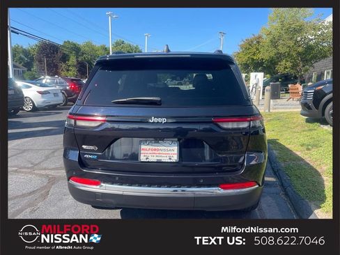 Used 2024 Jeep Grand Cherokee Limited 4xe AWD/4WD image 4