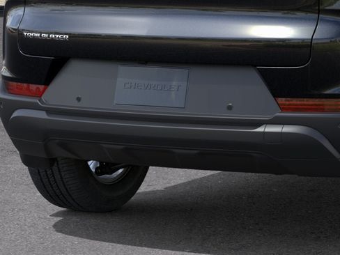 New 2026 Chevrolet TrailBlazer LS FWD image 38