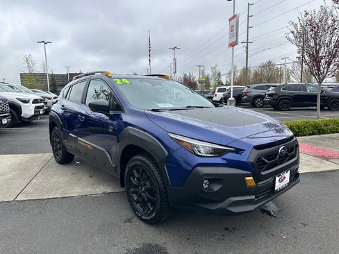 Used 2024 Subaru Crosstrek 2.5i Wilderness w/ Crosstrek Mirror Package AWD/4WD image 7