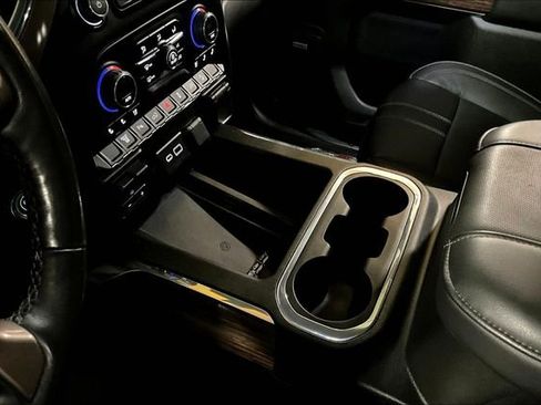 Used 2023 Chevrolet Silverado 2500 High Country image 34