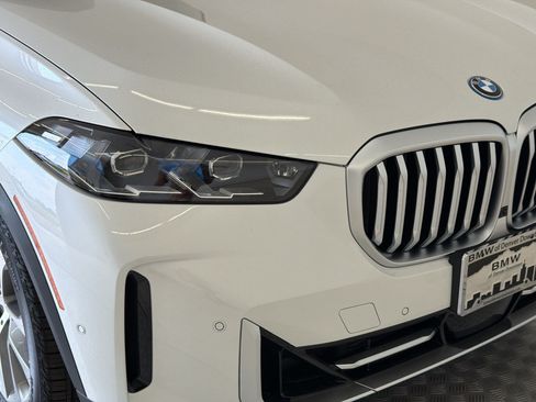 New 2026 BMW X5 xDrive50e AWD/4WD image 12