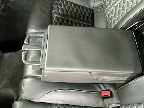 Used 2016 Audi RS 7 Prestige w/ Carbon-Optic Package image 29