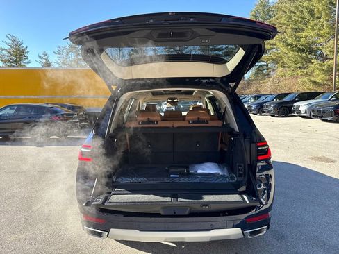 New 2026 BMW X7 xDrive40i AWD/4WD image 26