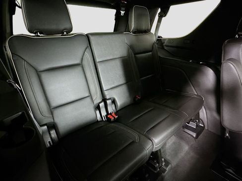 Used 2024 Chevrolet Tahoe Premier image 27