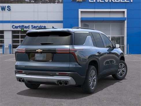 New 2026 Chevrolet Traverse LT image 4