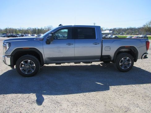 New 2026 GMC Sierra 2500 SLE w/ SLE Value Package; AWD/4WD image 10