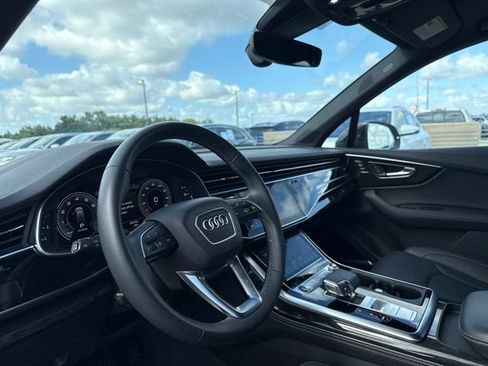 Used 2025 Audi Q7 3.0T Prestige w/ Prestige Package AWD/4WD image 15