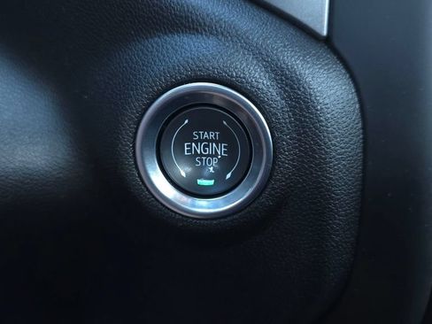 Used 2025 Chevrolet Silverado 1500 W/T RWD image 28