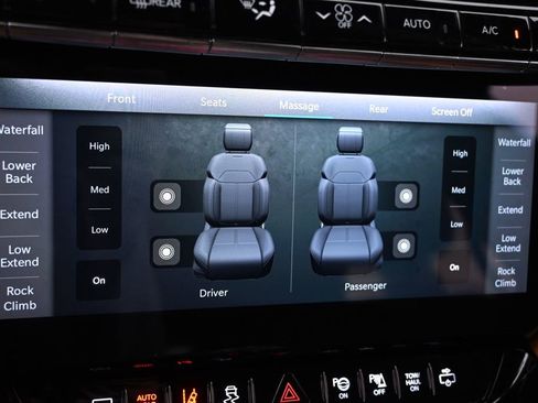 Used 2022 Jeep Grand Wagoneer Series III w/ HD Trailer Tow Package image 34