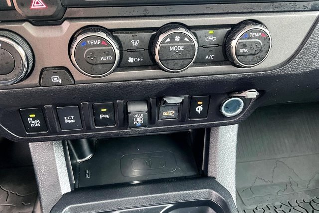 Used 2023 Toyota Tacoma TRD Pro AWD/4WD image 15