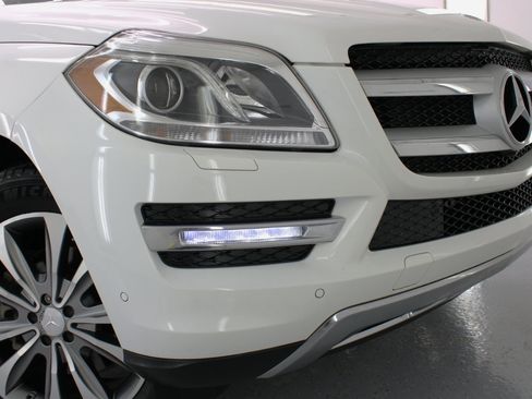 Used 2016 Mercedes-Benz GL 450 4MATIC w/ Premium I Package image 22