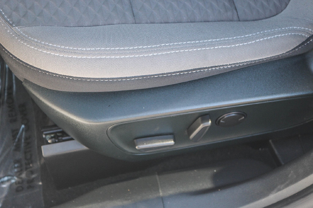 Certified 2022 Ford Escape SE FWD image 24