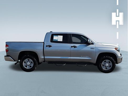 Used 2020 Toyota Tundra SR5 w/ SR5 Leather Package AWD/4WD image 3