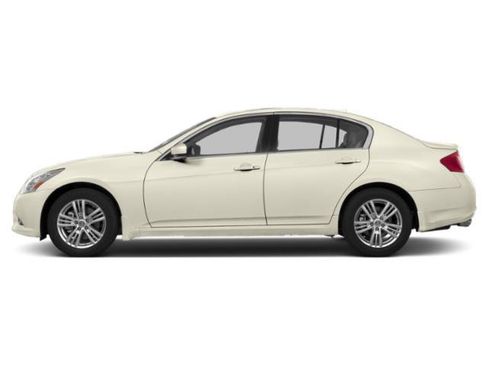 Used 2015 INFINITI Q40 AWD w/ Navigation Package image 6