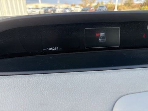 Used 2016 Toyota Prius Two image 15