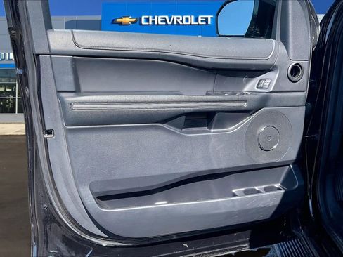 Used 2024 Ford Expedition XLT image 20
