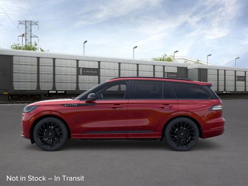 New 2026 Lincoln Aviator Reserve image 3