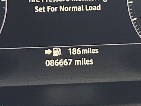 Used 2017 Land Rover Range Rover Sport Supercharged AWD/4WD image 13