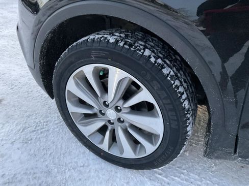 Used 2020 Buick Encore Preferred image 9