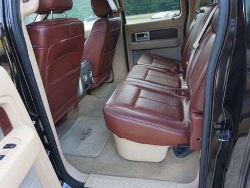Used 2014 Ford F150 King Ranch w/ King Ranch Luxury Package AWD/4WD image 27