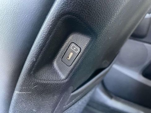 Certified 2024 Kia Sorento S FWD image 22