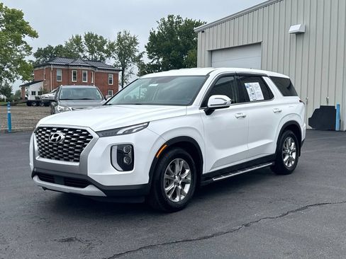 Used 2022 Hyundai Palisade SE FWD image 3