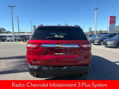 Used 2020 Chevrolet Traverse LT image 7
