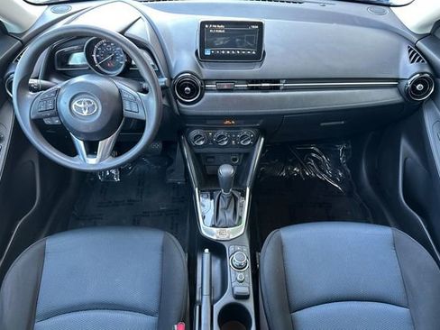 Used 2018 Toyota Yaris iA FWD image 15