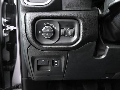 Used 2025 RAM 1500 Big Horn AWD/4WD image 23