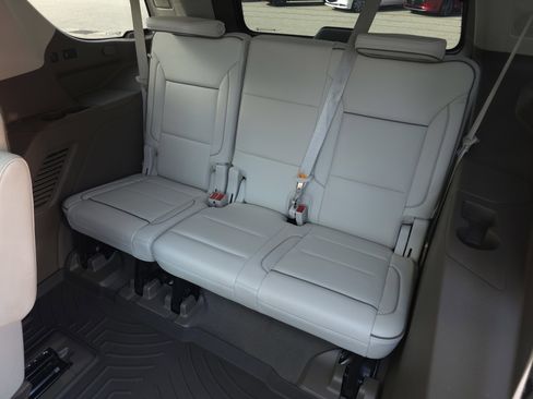 Used 2022 GMC Yukon Denali w/ Denali Ultimate Package image 37